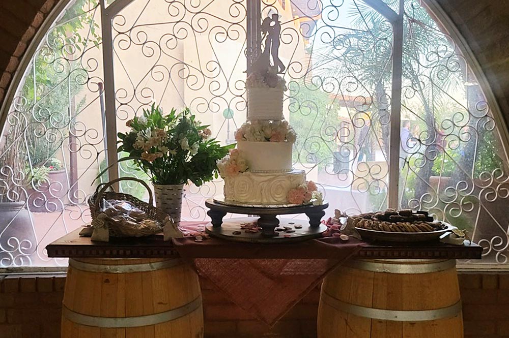 Corona Ranch Country Wedding Cake