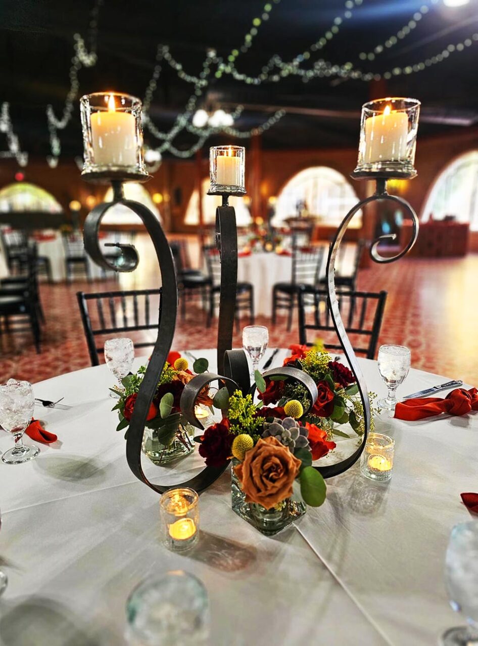 Corona Ranch Ranch Style Centerpiece